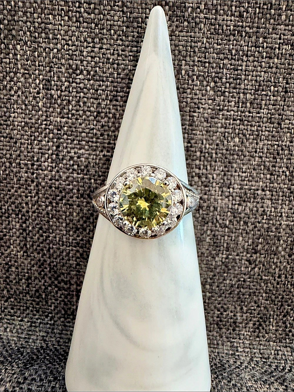 Ryze party .925 sterling silver ring size 8